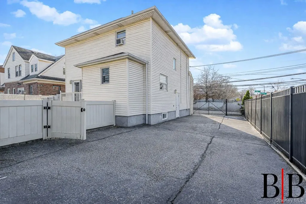 69 Crystal Avenue Staten Island NY 10302