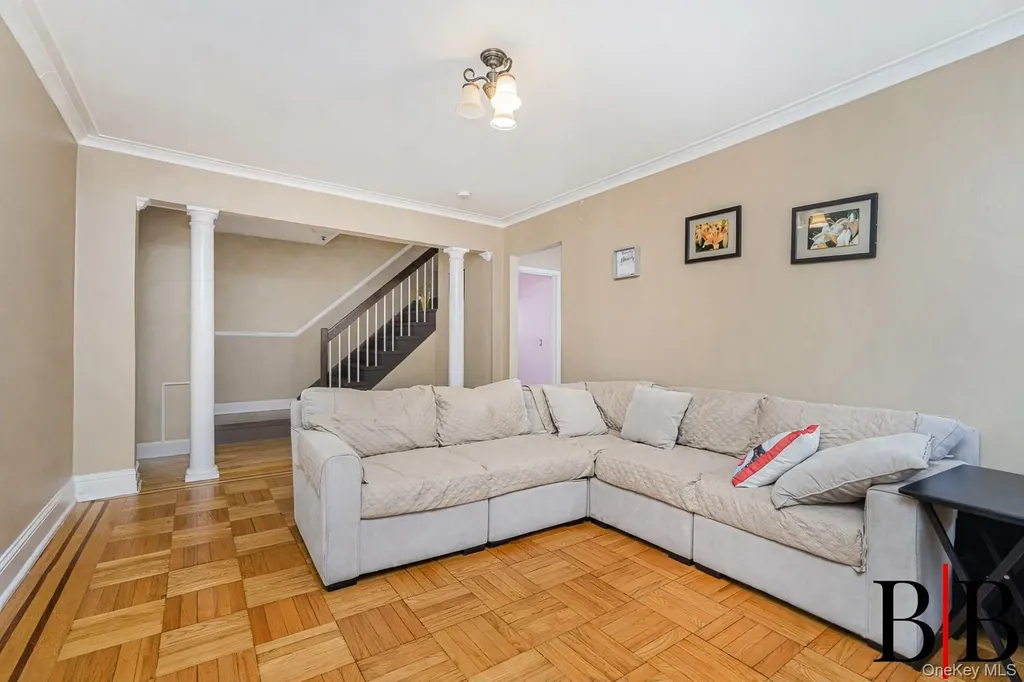 69 Crystal Avenue Staten Island NY 10302