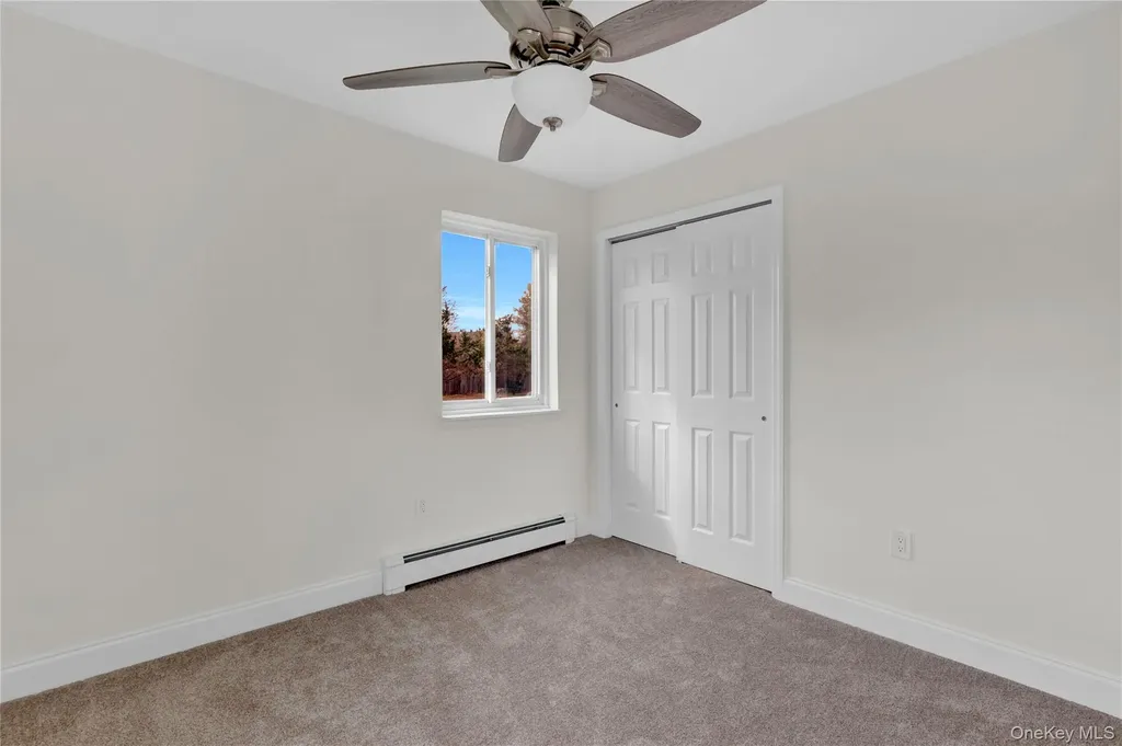 7 Roan Lane Riverhead NY 11901