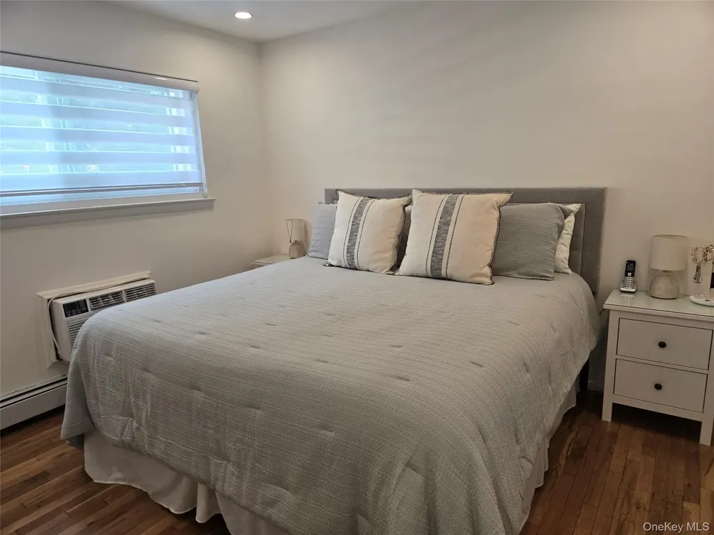 215 Terry Road Smithtown NY 11787