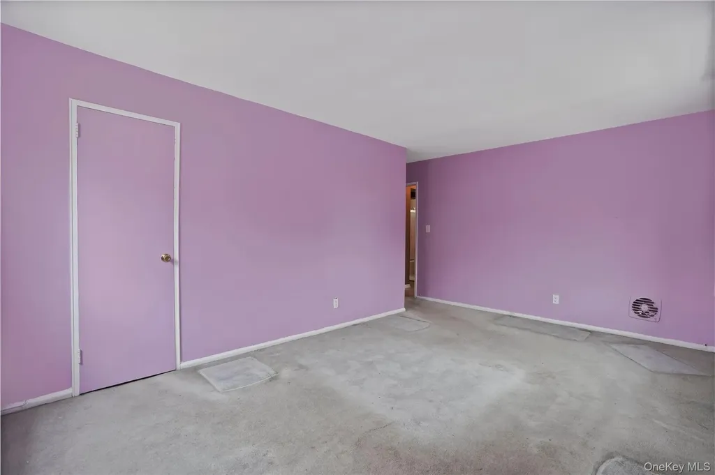 151-31 88th Street Howard Beach NY 11414