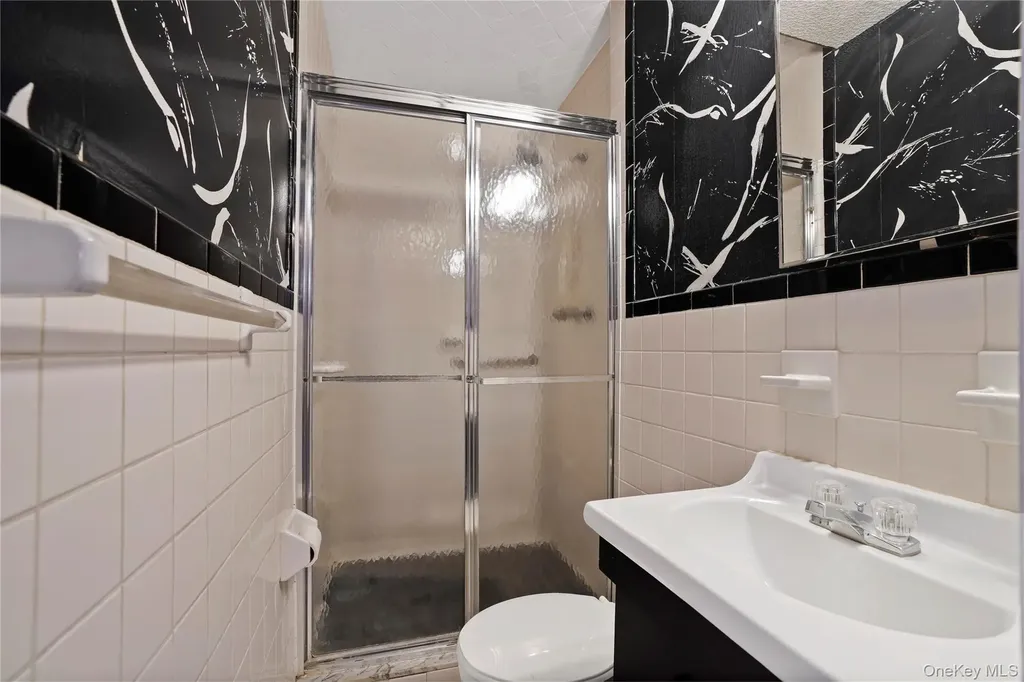 151-31 88th Street Howard Beach NY 11414