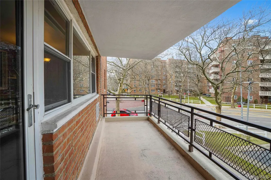 151-31 88th Street Howard Beach NY 11414