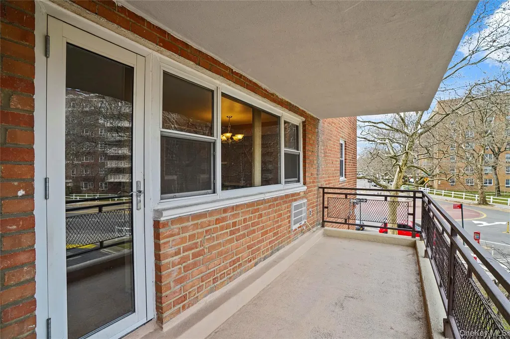 151-31 88th Street Howard Beach NY 11414
