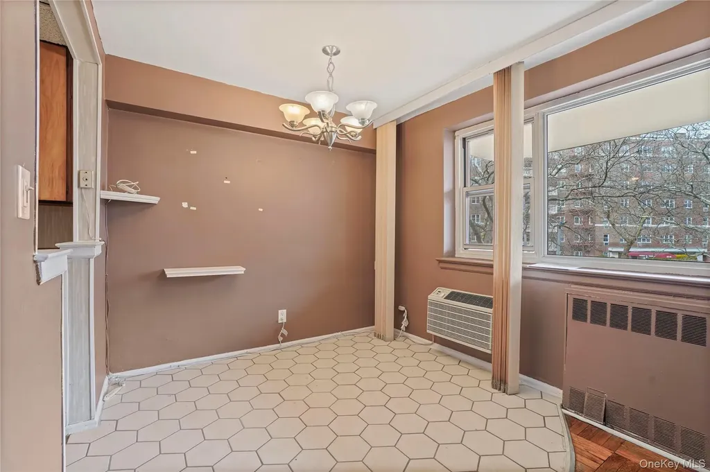 151-31 88th Street Howard Beach NY 11414