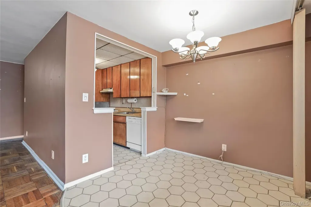151-31 88th Street Howard Beach NY 11414