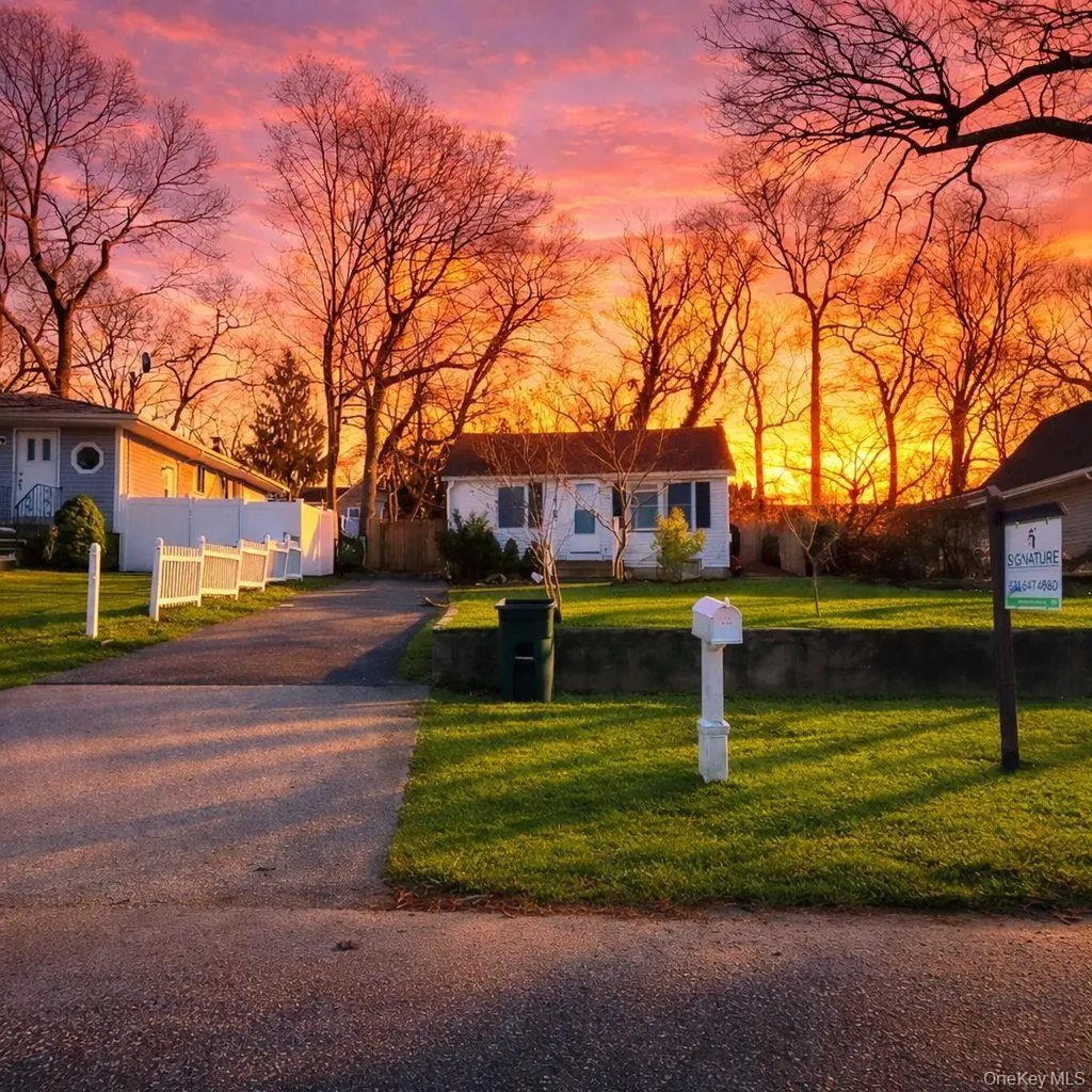 12 Cedarhurst Avenue Selden NY 11784