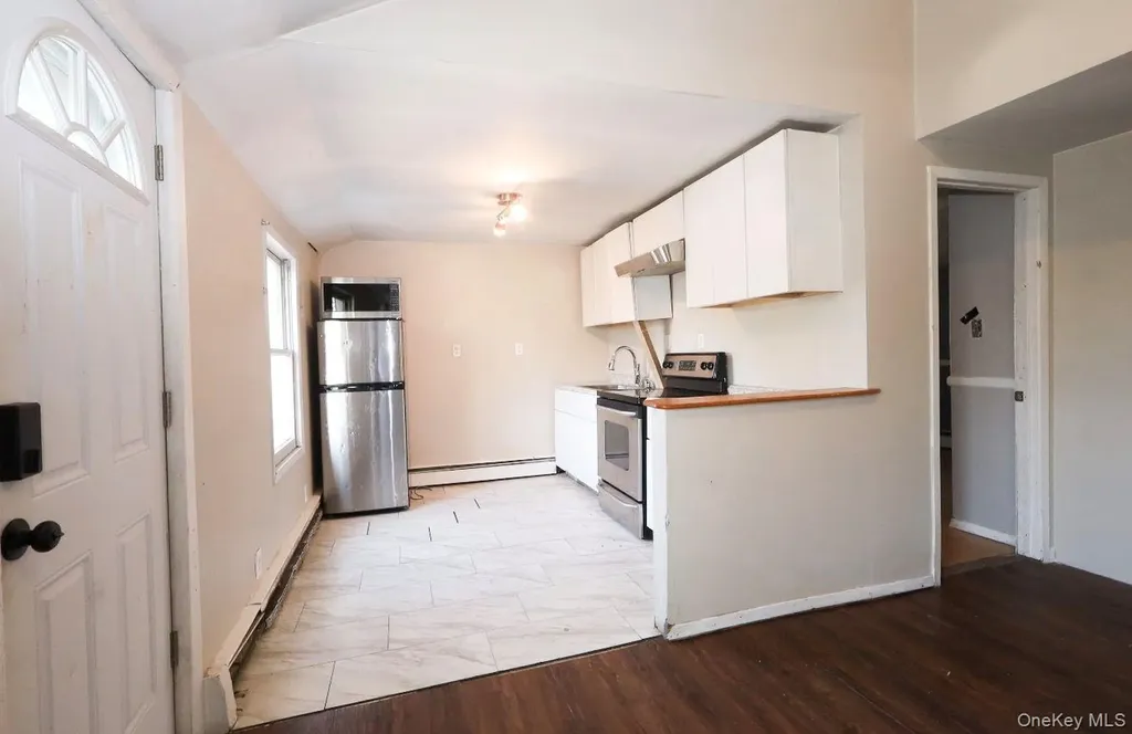 12 Cedarhurst Avenue Selden NY 11784