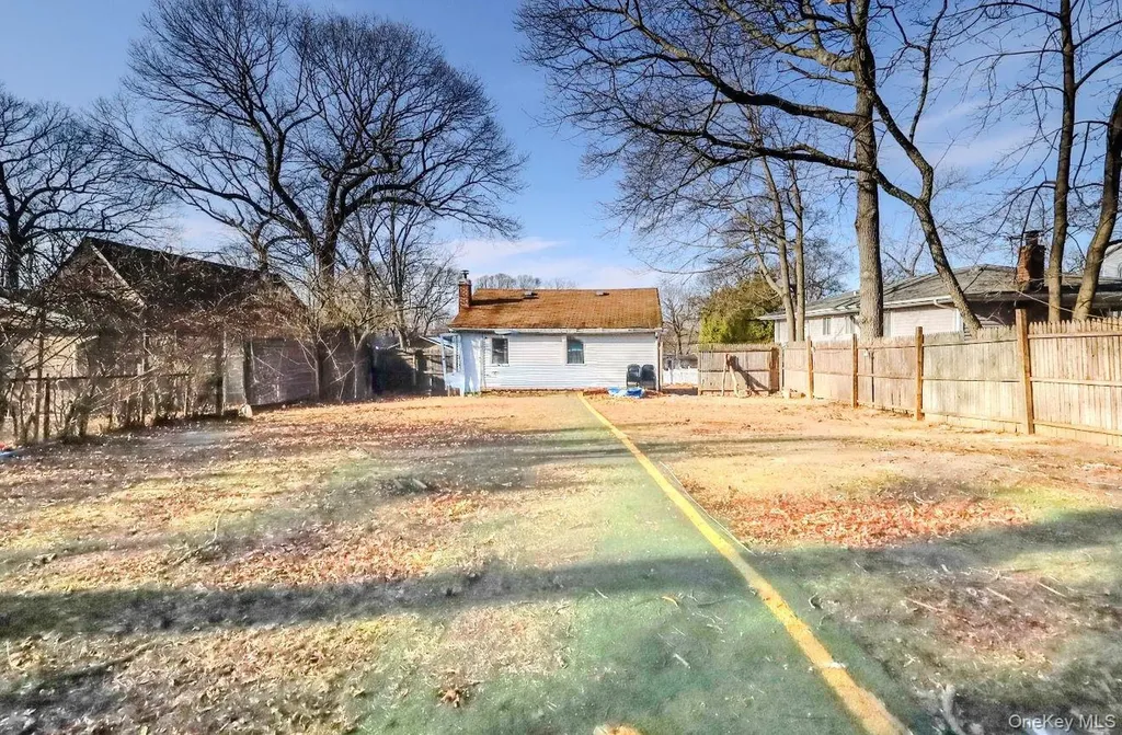 12 Cedarhurst Avenue Selden NY 11784