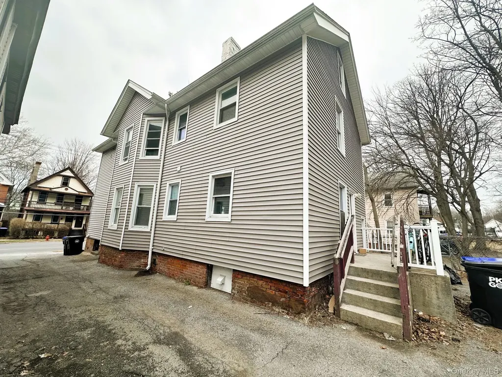 197 N Hamilton Street Poughkeepsie NY 12601