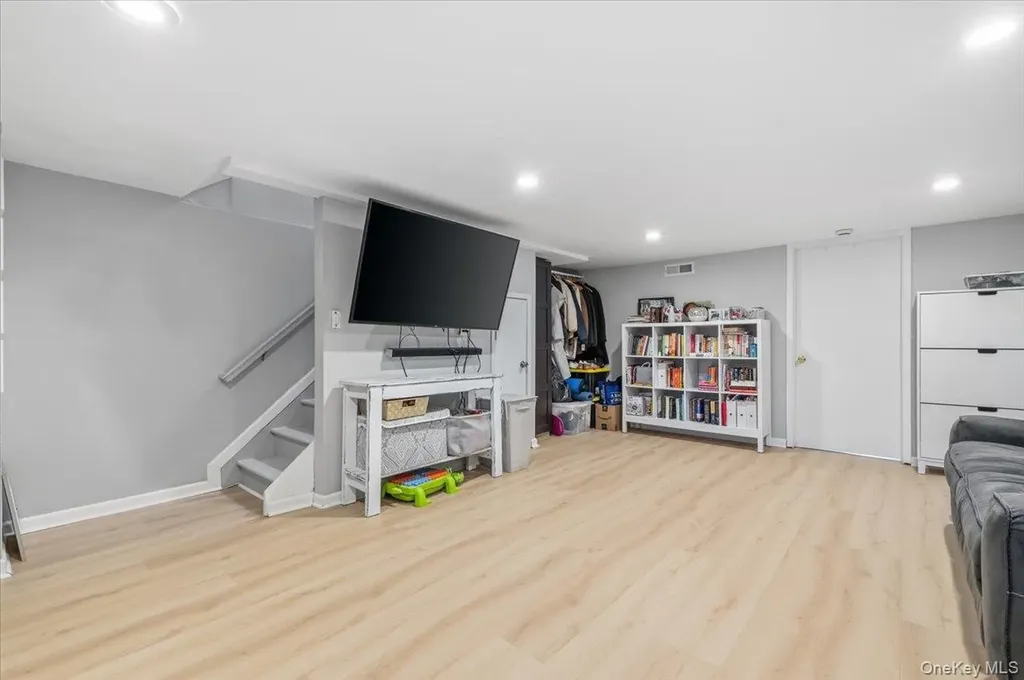 2933 Grand Avenue Baldwin NY 11510