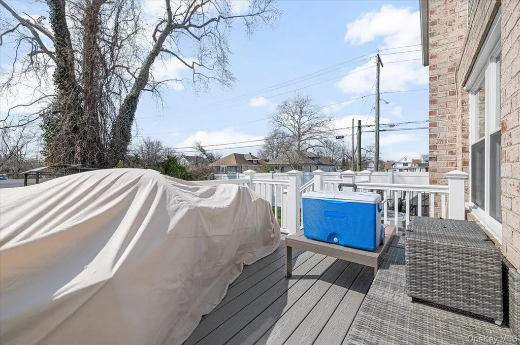 2933 Grand Avenue Baldwin NY 11510