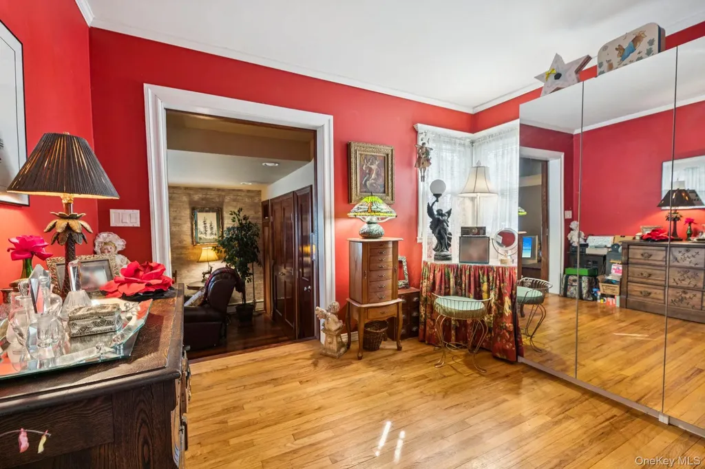 2002 Murray Place Merrick NY 11566