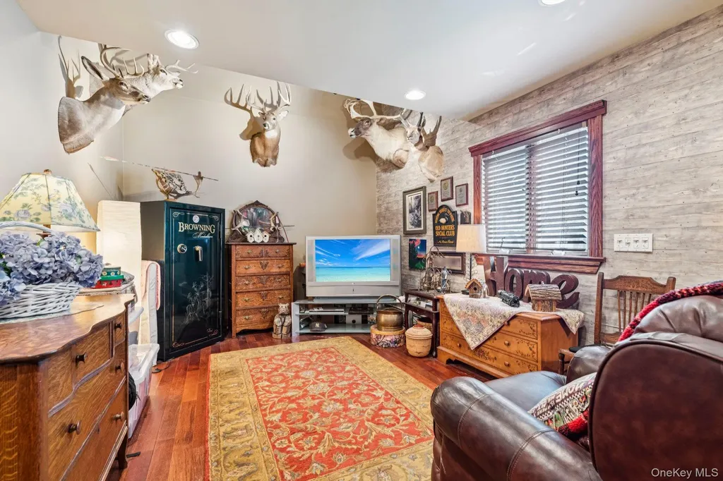 2002 Murray Place Merrick NY 11566