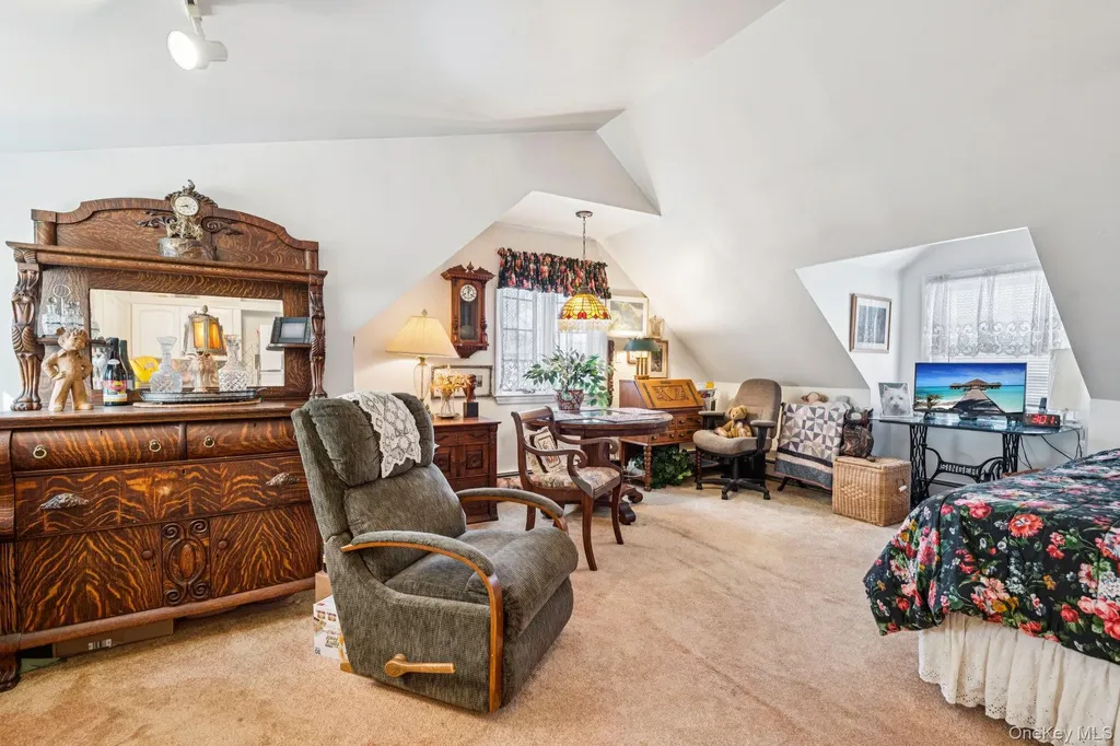 2002 Murray Place Merrick NY 11566