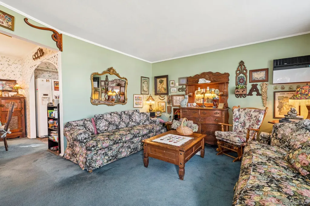 2002 Murray Place Merrick NY 11566