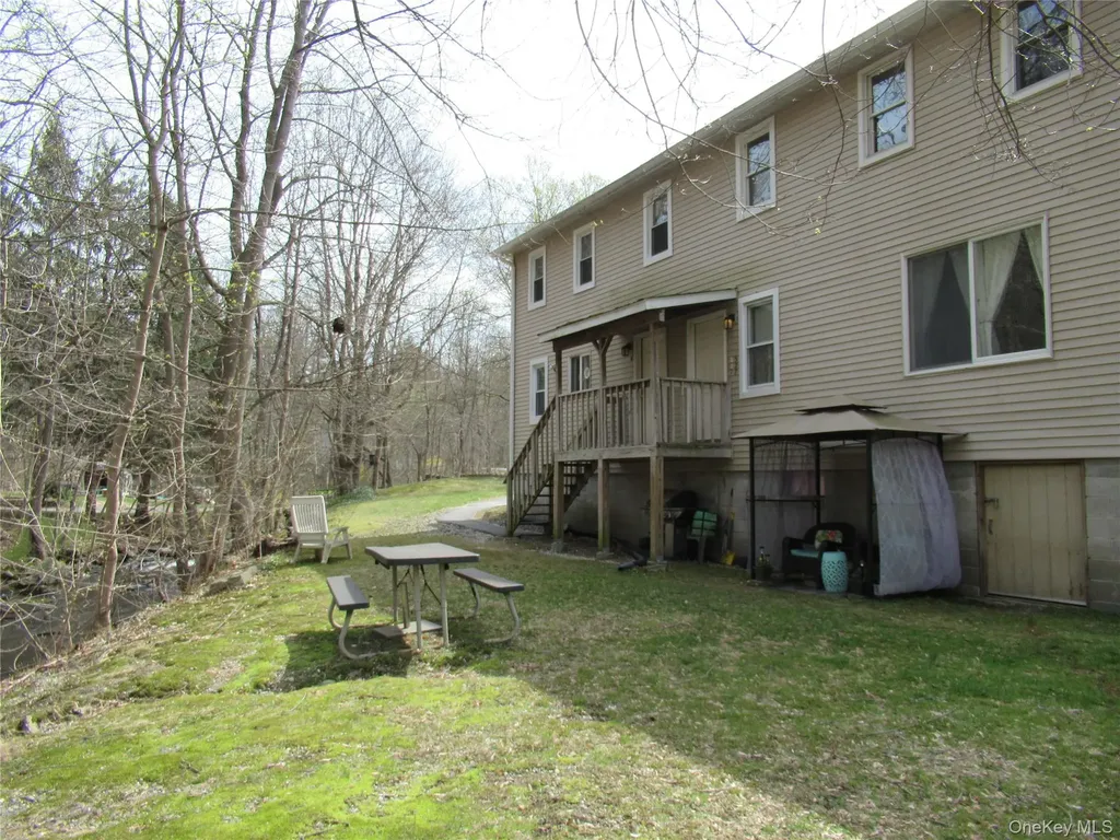 300 Old Route 55 Poughquag NY 12570