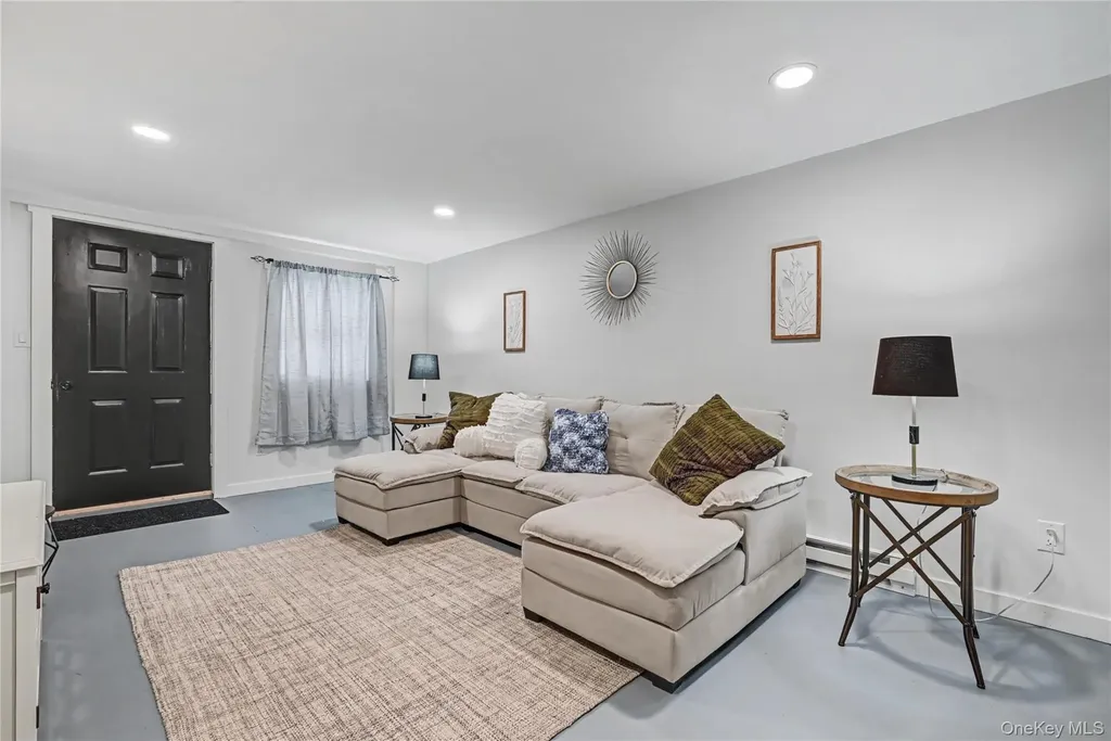 2519 Bruynswick Road Wallkill NY 12589