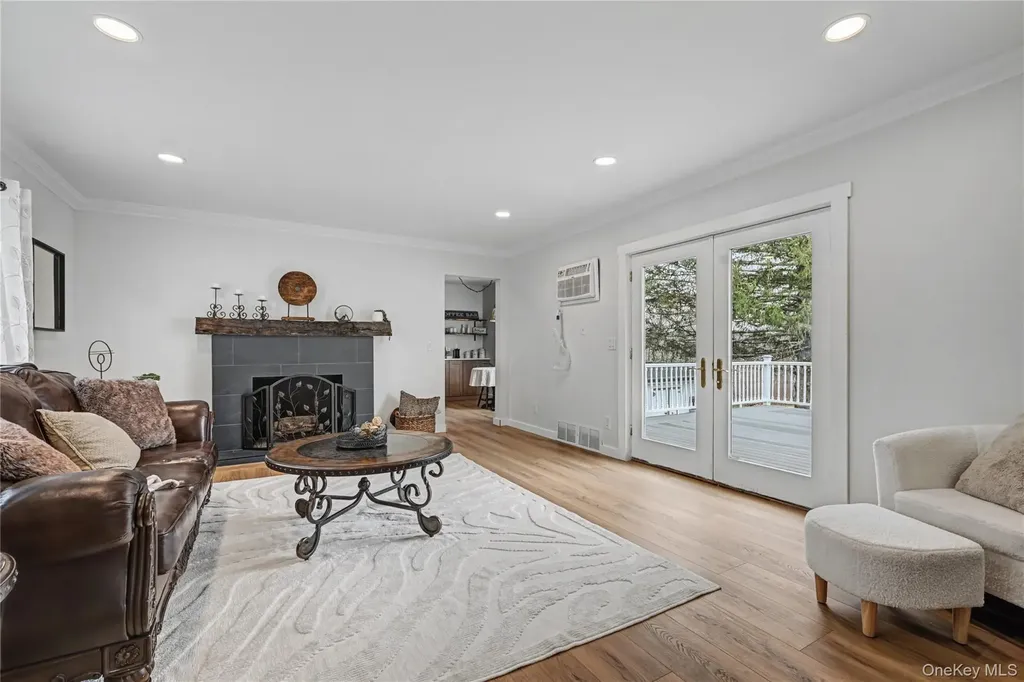 2519 Bruynswick Road Wallkill NY 12589