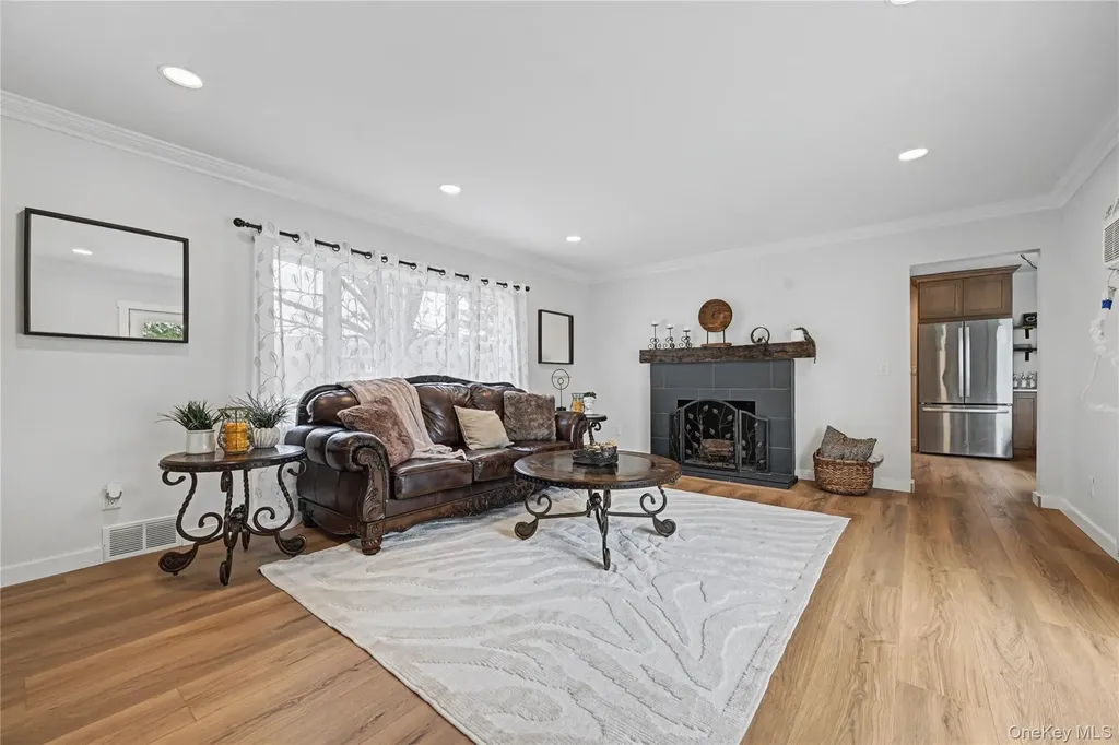 2519 Bruynswick Road Wallkill NY 12589