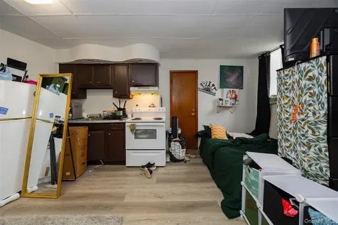 81 Vineyard Avenue Highland NY 12528