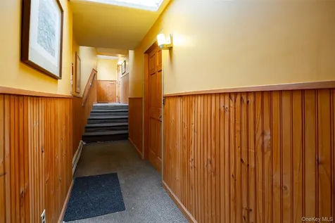 81 Vineyard Avenue Highland NY 12528