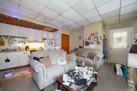81 Vineyard Avenue Highland NY 12528
