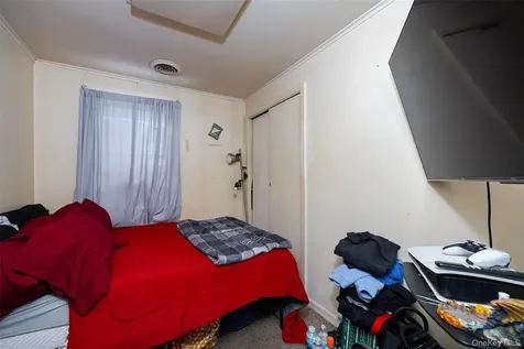 81 Vineyard Avenue Highland NY 12528