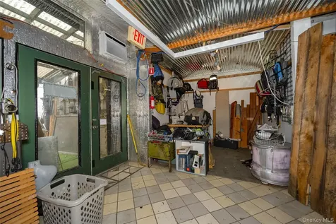 81 Vineyard Avenue Highland NY 12528