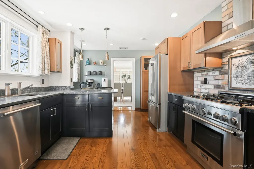 185 Fenimore Road New Rochelle NY 10804