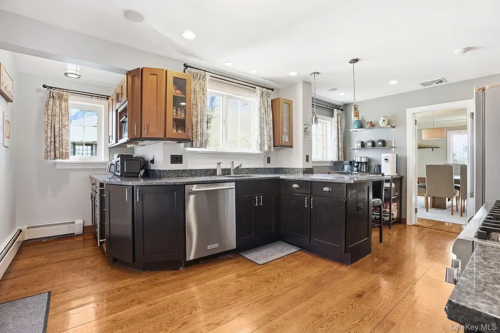 185 Fenimore Road New Rochelle NY 10804