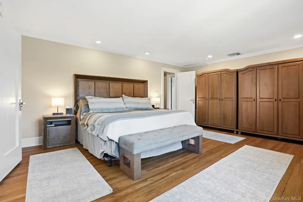 185 Fenimore Road New Rochelle NY 10804