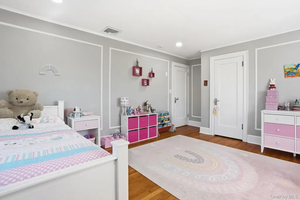 185 Fenimore Road New Rochelle NY 10804