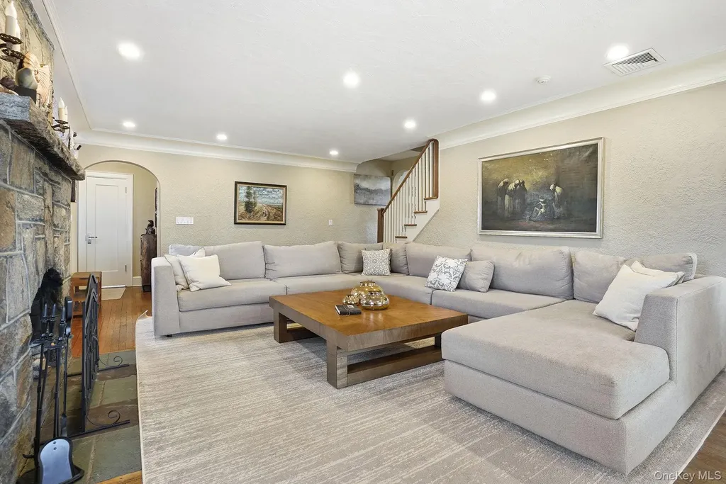 185 Fenimore Road New Rochelle NY 10804