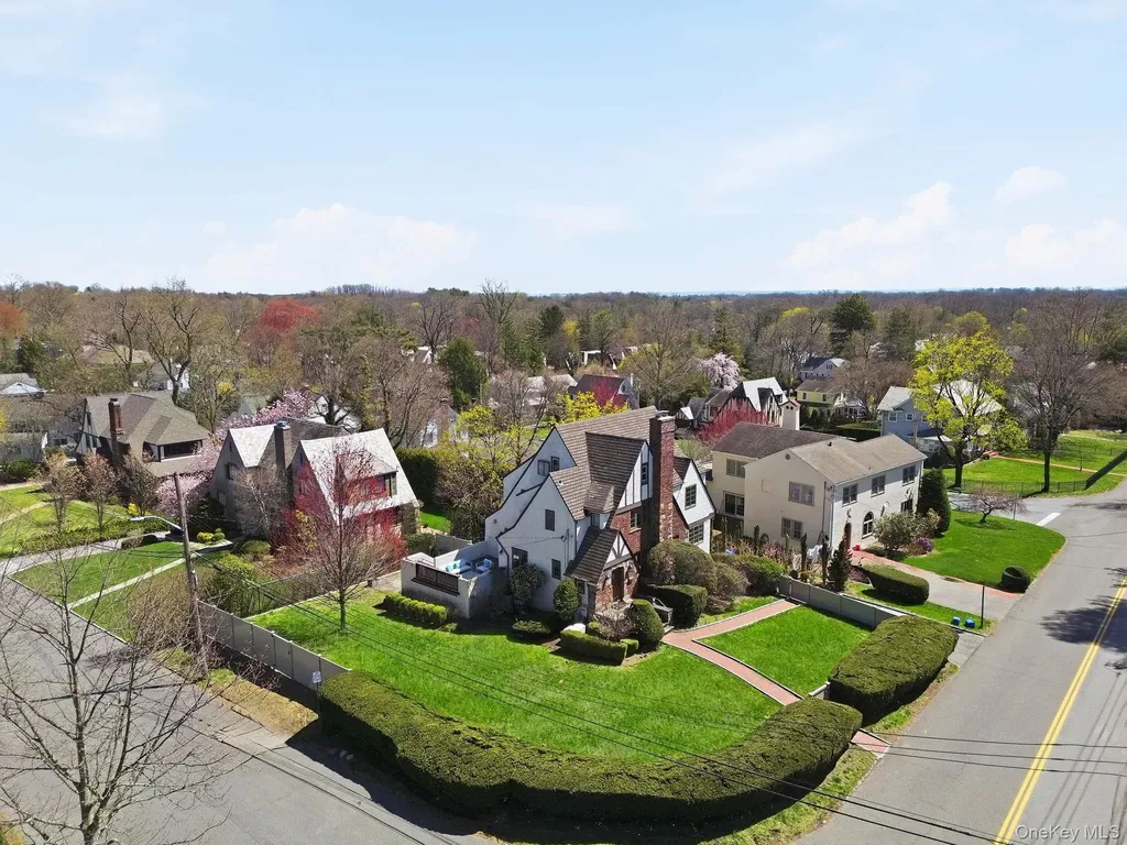 185 Fenimore Road New Rochelle NY 10804