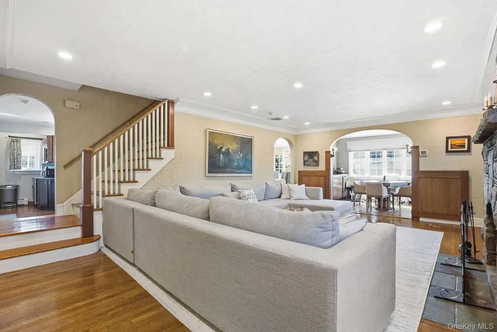 185 Fenimore Road New Rochelle NY 10804