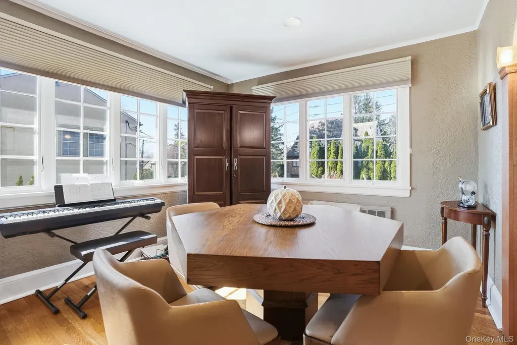 185 Fenimore Road New Rochelle NY 10804
