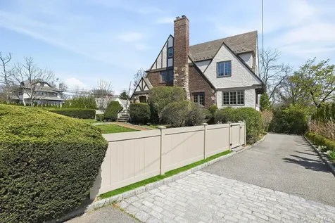 185 Fenimore Road New Rochelle NY 10804