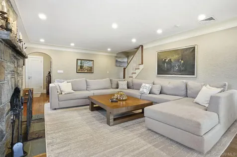 185 Fenimore Road New Rochelle NY 10804