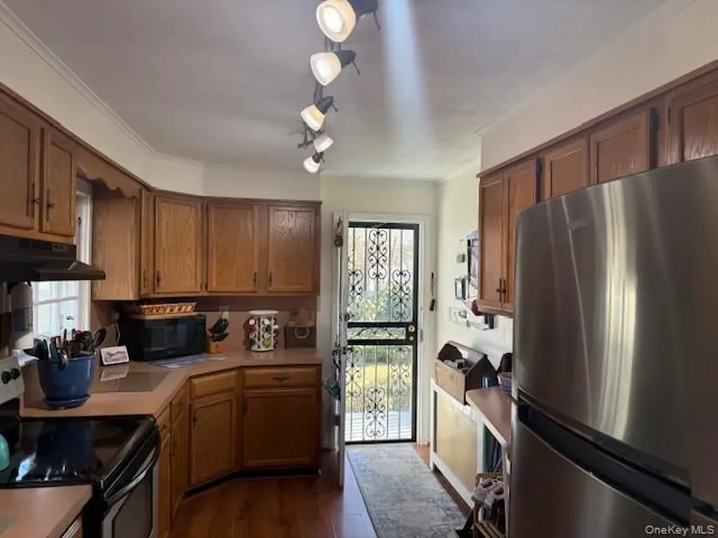 154 Cedar Road E Mastic Beach NY 11951
