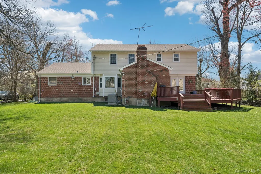 61 Arleigh Road Great Neck NY 11021