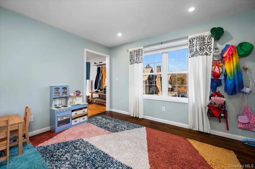 9 Drake Lane White Plains NY 10607