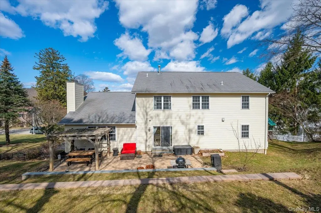 9 Drake Lane White Plains NY 10607