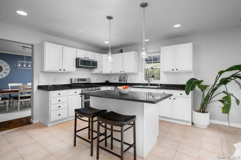 9 Drake Lane White Plains NY 10607