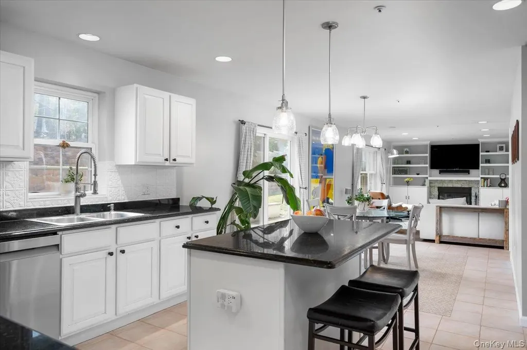 9 Drake Lane White Plains NY 10607