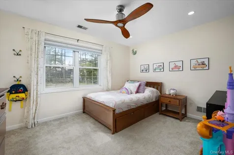 9 Drake Lane White Plains NY 10607