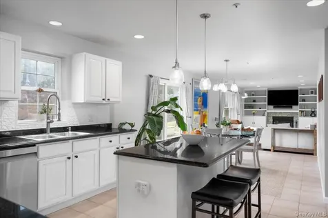 9 Drake Lane White Plains NY 10607