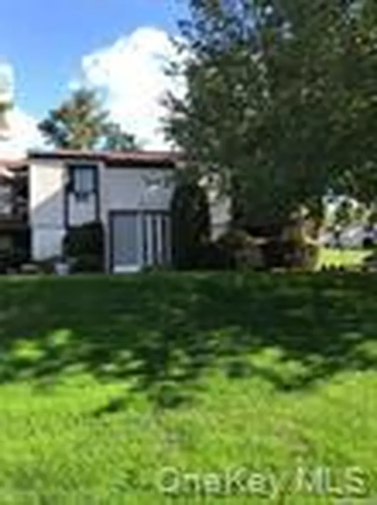 77 Richmond Boulevard Ronkonkoma NY 11779
