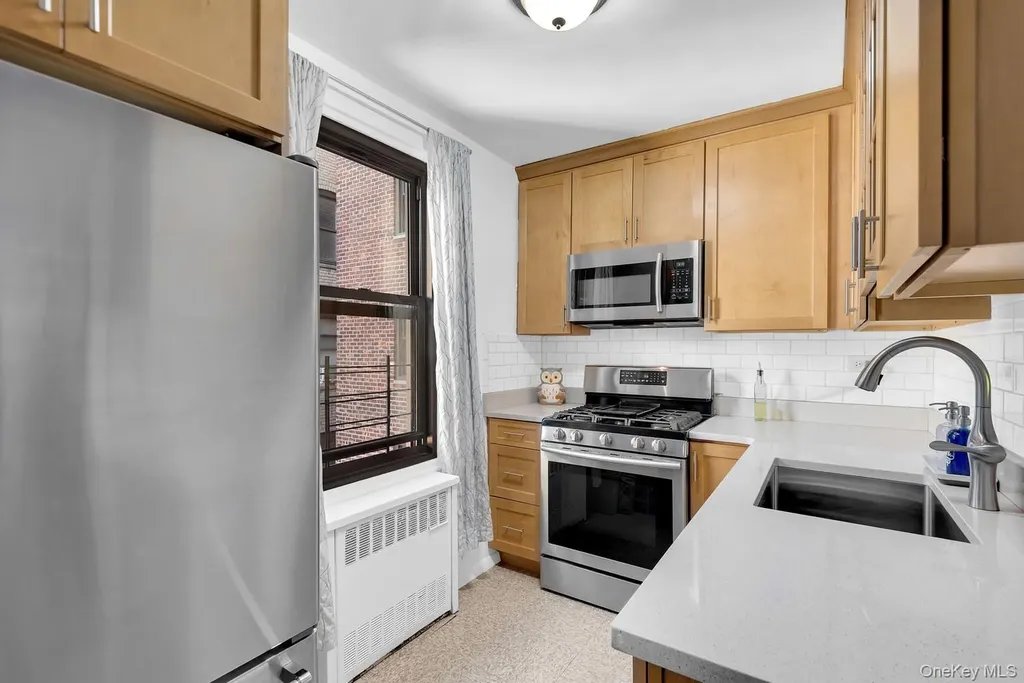 2835 Webb Avenue Bronx NY 10468