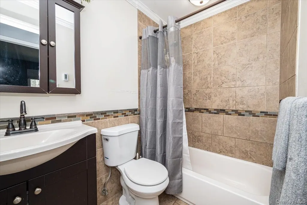 40 W 4th Street Patchogue NY 11772